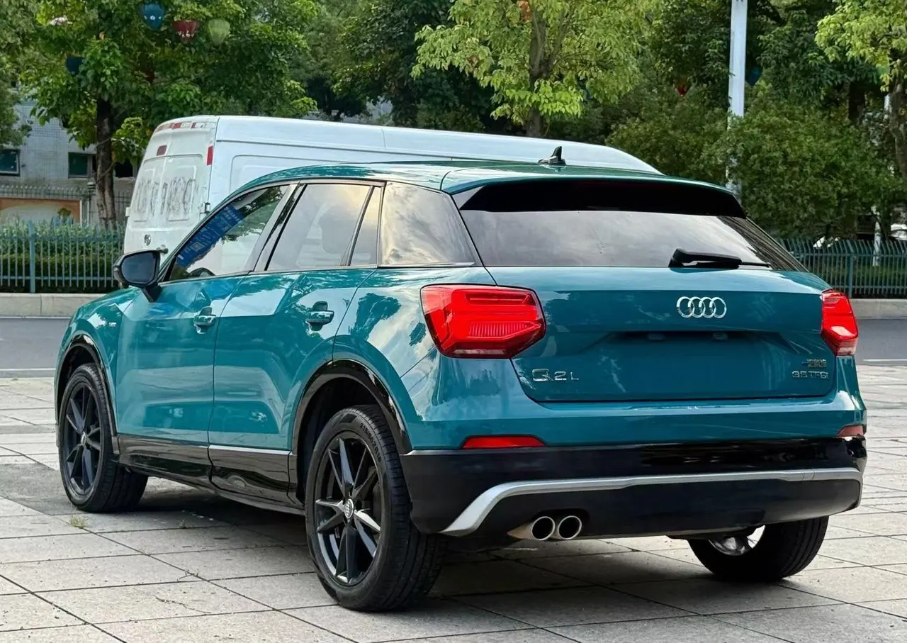 Audi 2020 Q2L 1.4TFSI 35TFSI Aggressive Dynamic Automatic 4