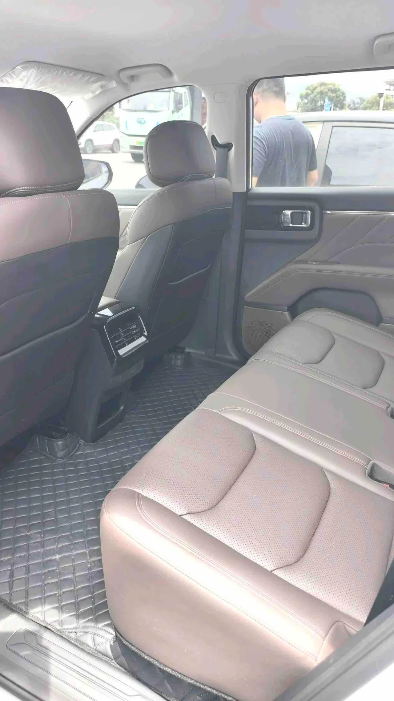WuLing 2026 Starlight 560 500km Luxury Automatic Gear 5