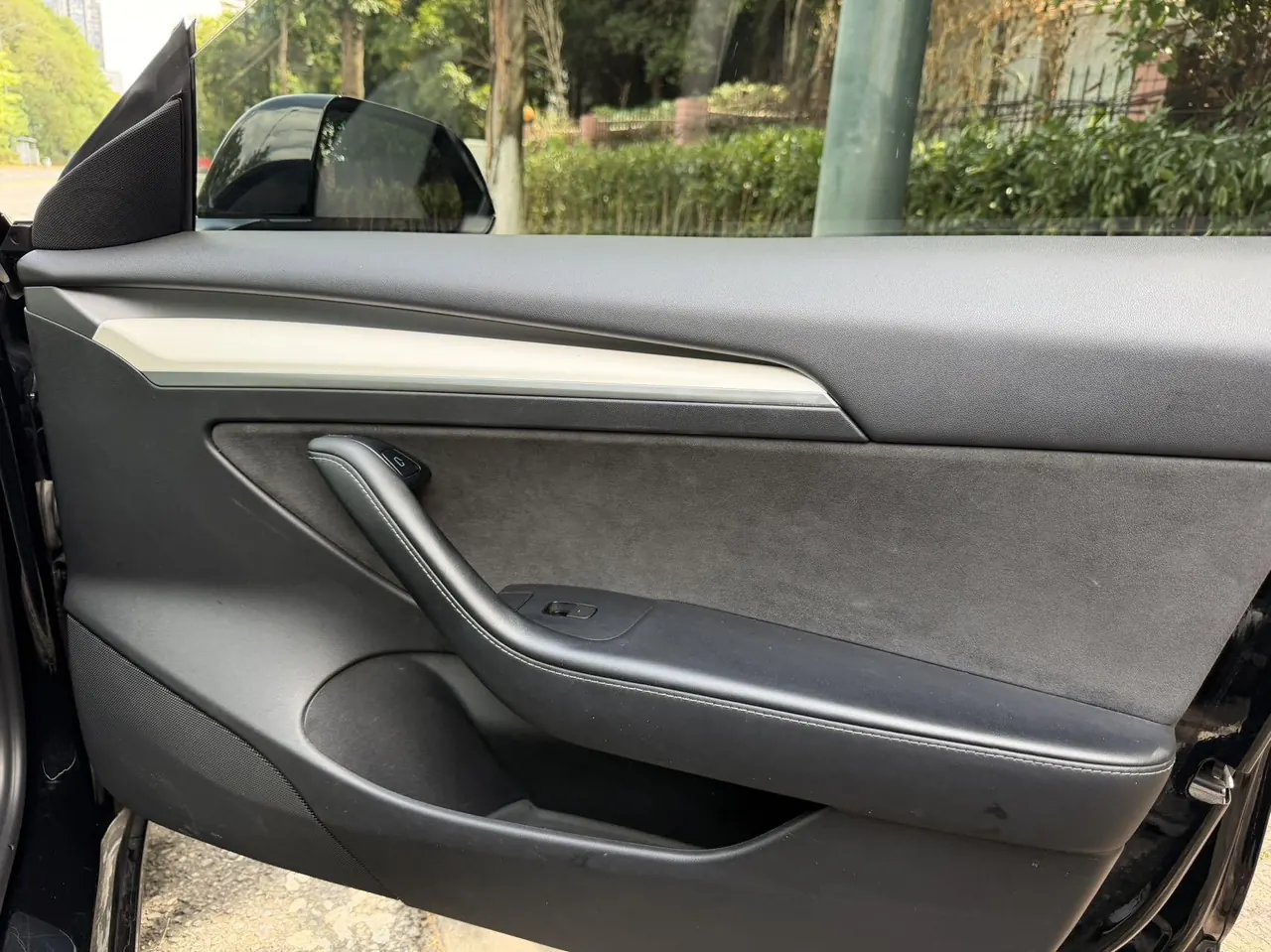 Tesla 2022 Model 3 rear-wheel drive version of automatic transmission 9