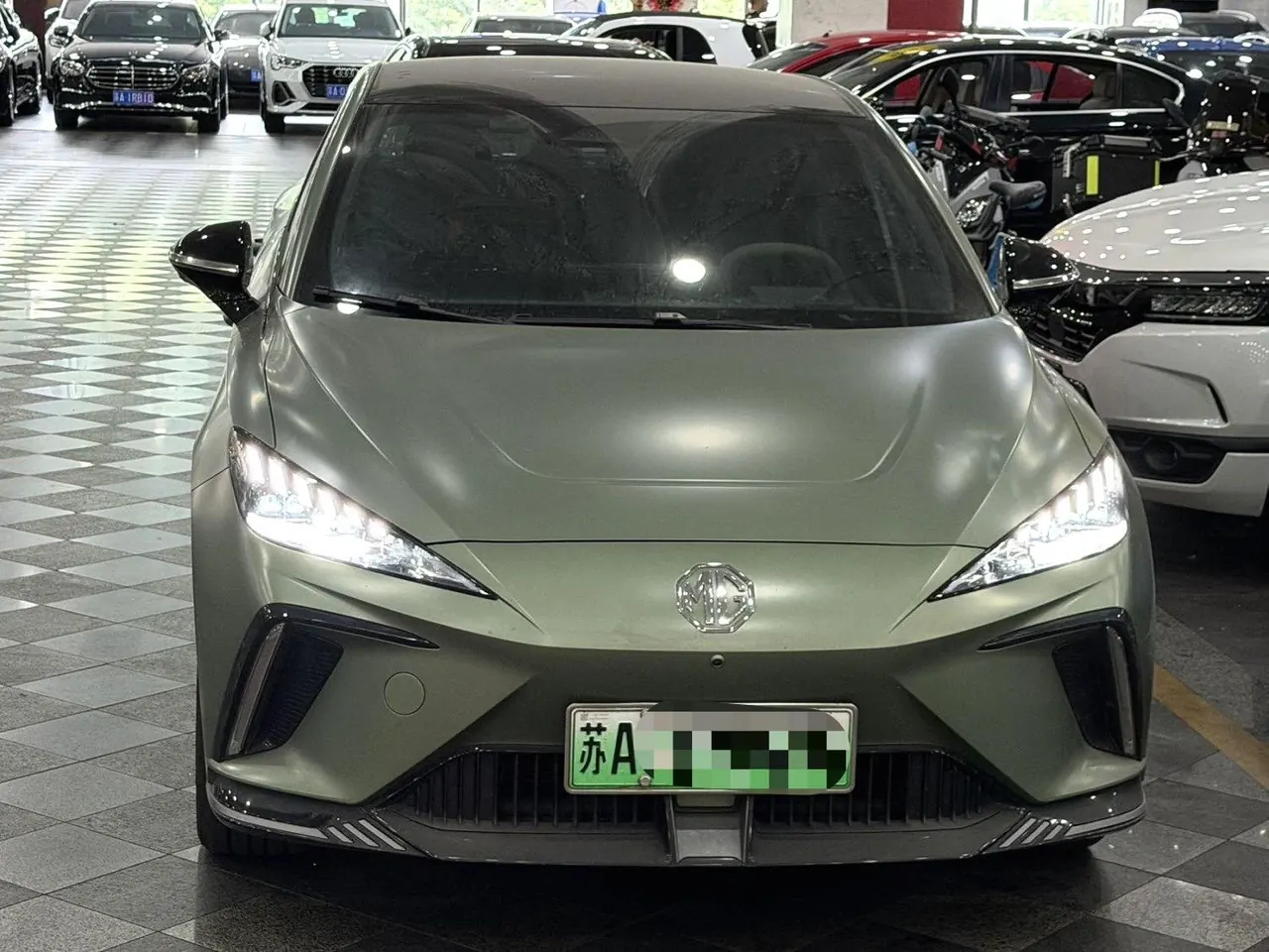 MG 2022 MULAN 460km 4WD Triumph Edition Automatic Gear 2