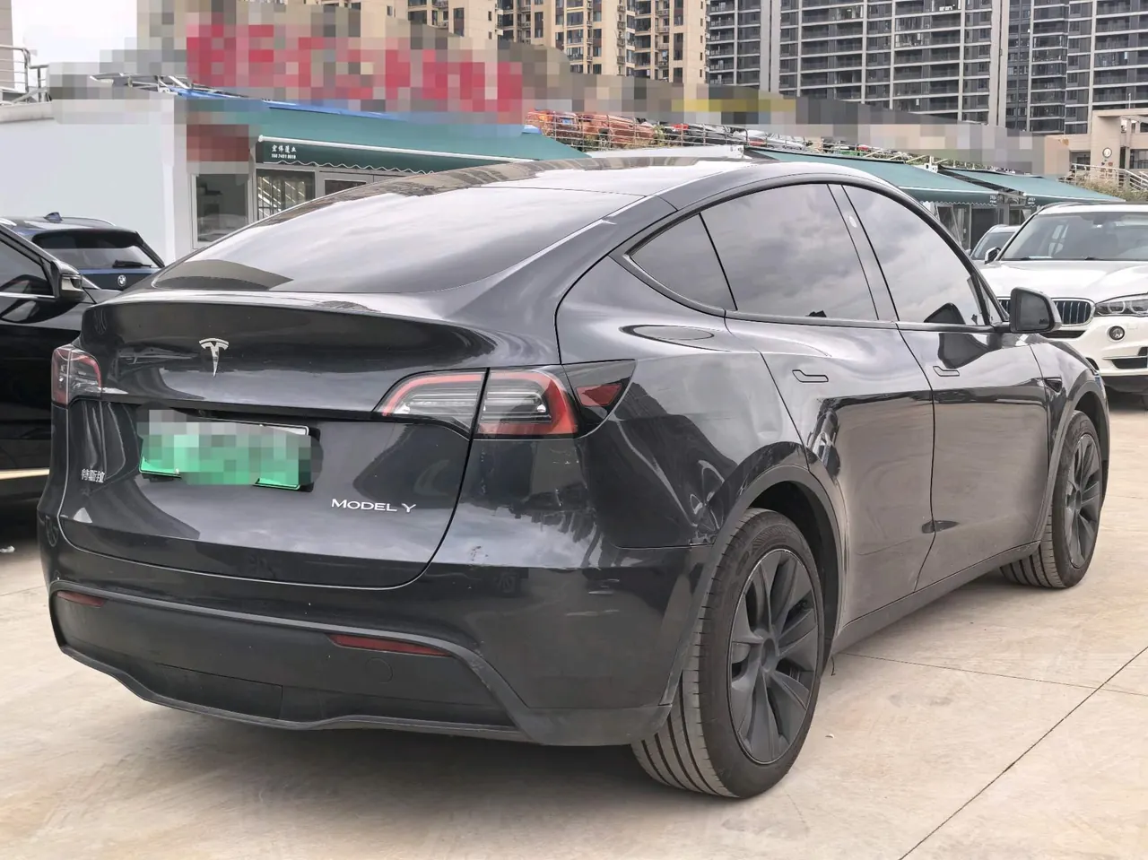 Tesla 2024 Model Y rear-wheel drive version automatic transmission 2