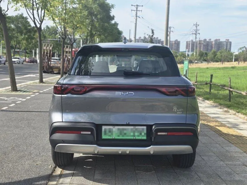 BYD 2025 Yuan UP Smart Driving 401KM Leading Automatic Gear 5