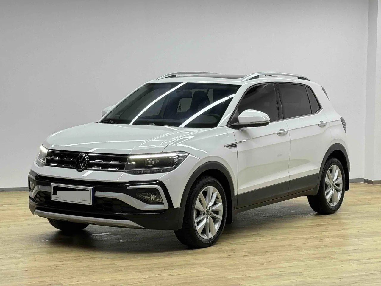 Open image lightbox: Volkswagen 2021 T-Cross (Tujia) 1.4TSI 280TSI Comfort Edition Automatic Gear