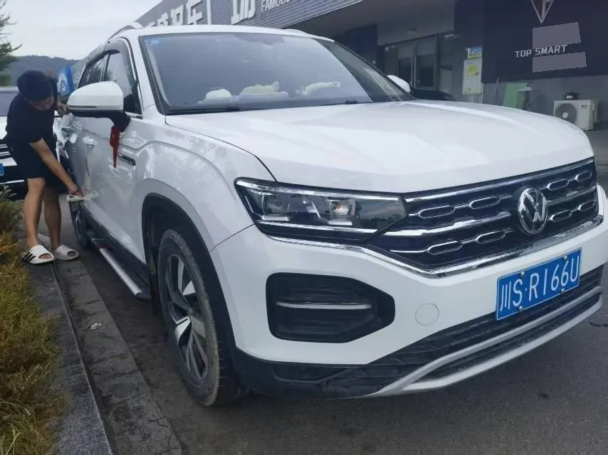 Volkswagen 2020 Tanyue 2.0TSI 330TSI Two-Drive Deluxe Zhilian Edition Pro Automatic Gear 2