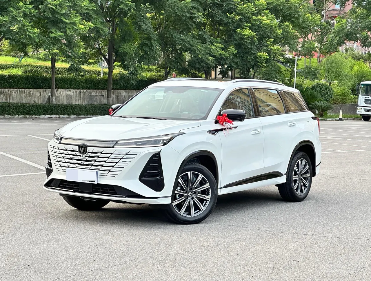 ChangAn 2026 CS75 PLUS 1.5T Smart Champion Edition New Blue Whale Smart Navigation Automatic Gear - View 1