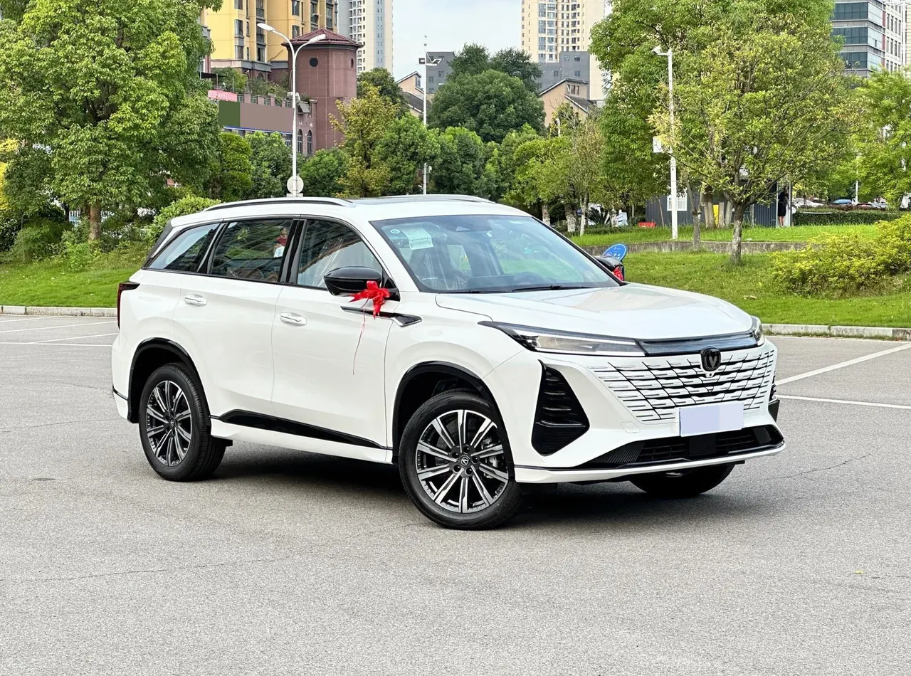ChangAn 2026 CS75 PLUS 1.5T Smart Champion Edition New Blue Whale Smart Navigation Automatic Gear 3