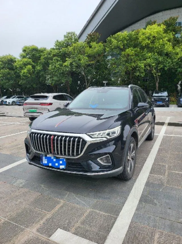 HongQi 2022 HS5 2.0T Zhilian Flag Edition Automatic Gear - View 1