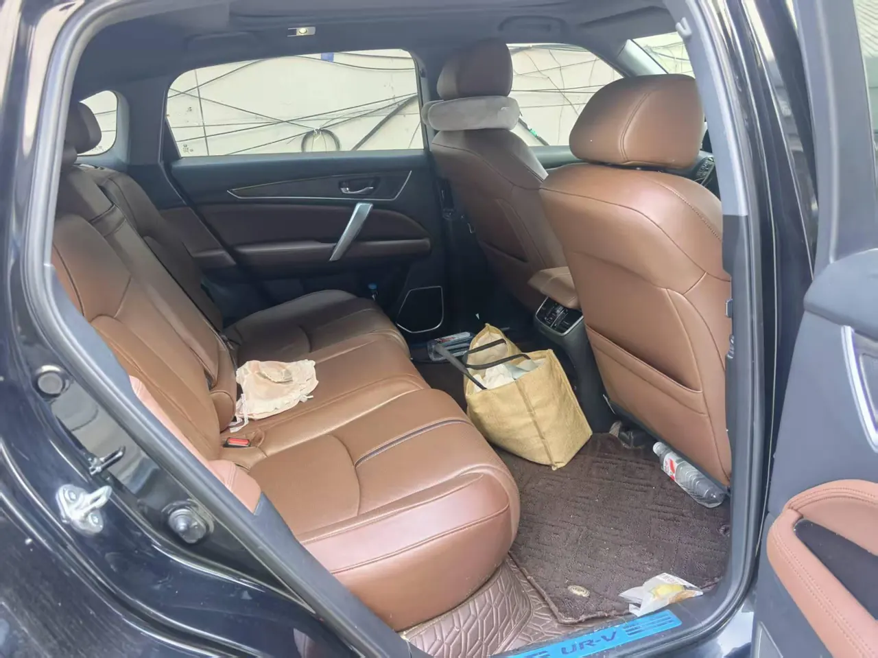 Honda 2020 UR-V 2.0T 370TURBO two-drive elegant version of automatic gear 4