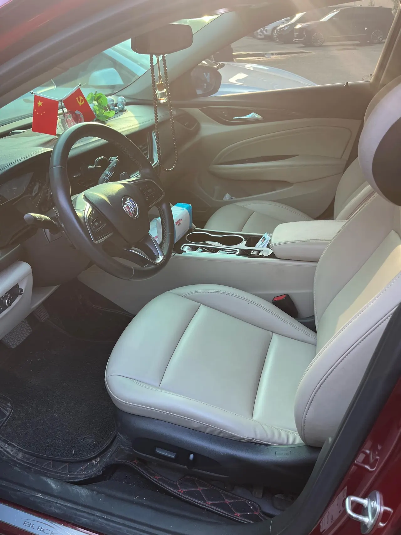 Buick 2020 Regal 1.5T 552T Luxury Automatic Gear 5