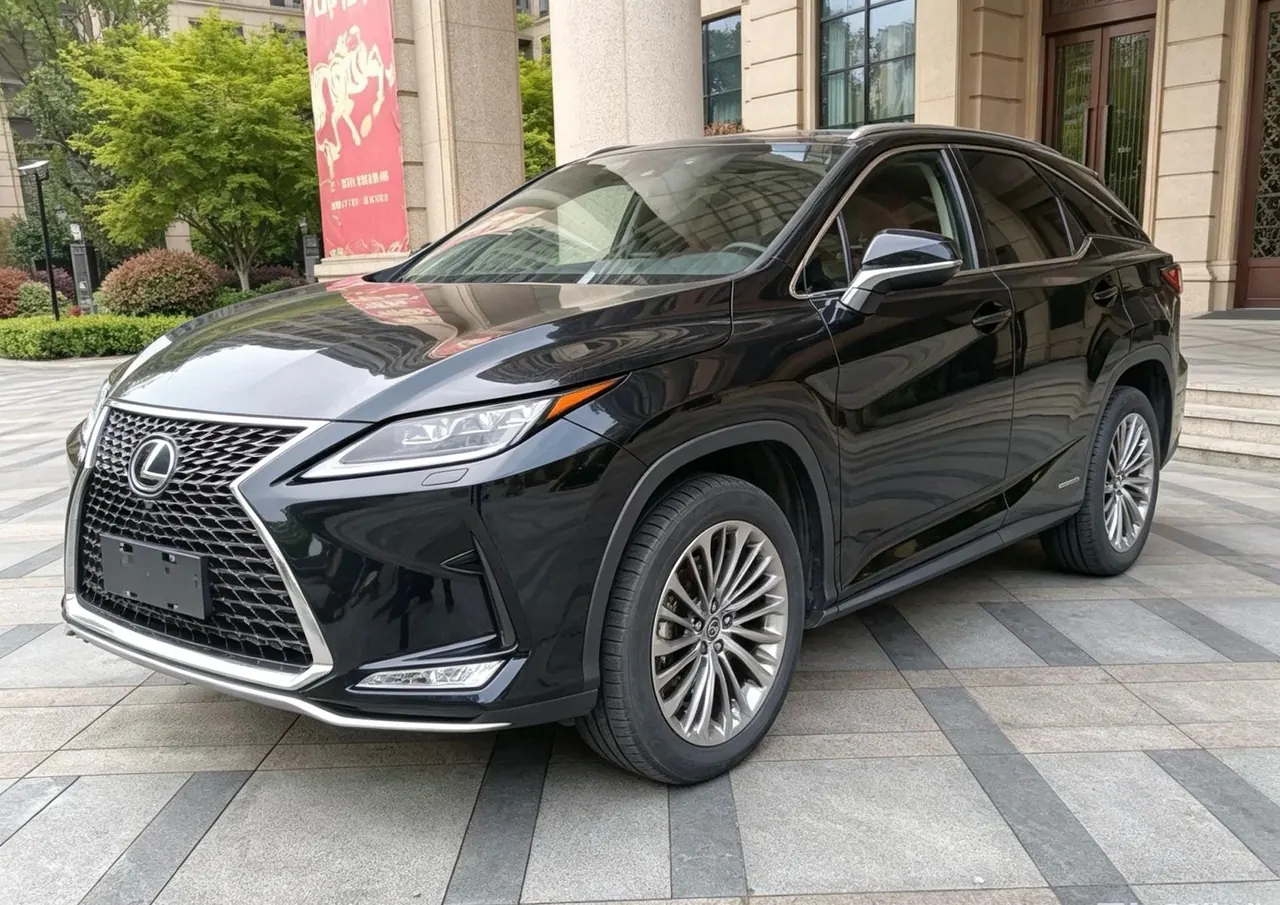 Открыть галерею: Lexus RX (Imported) 2020 RX450hL 3.5 Stepless Four-wheel Drive Elegant Edition 7-seat Automatic Gear