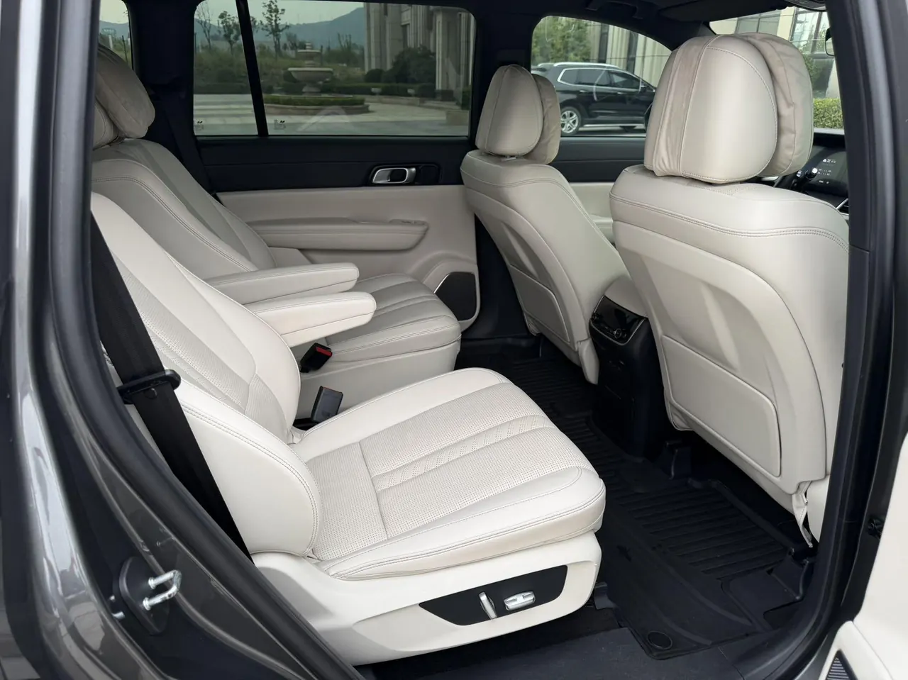 Li 2020 ONE 1.2T extended range 6-seat automatic gear 12