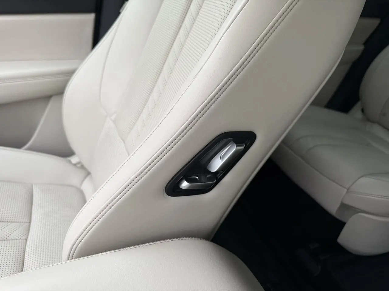 Li 2020 ONE 1.2T extended range 6-seat automatic gear 17