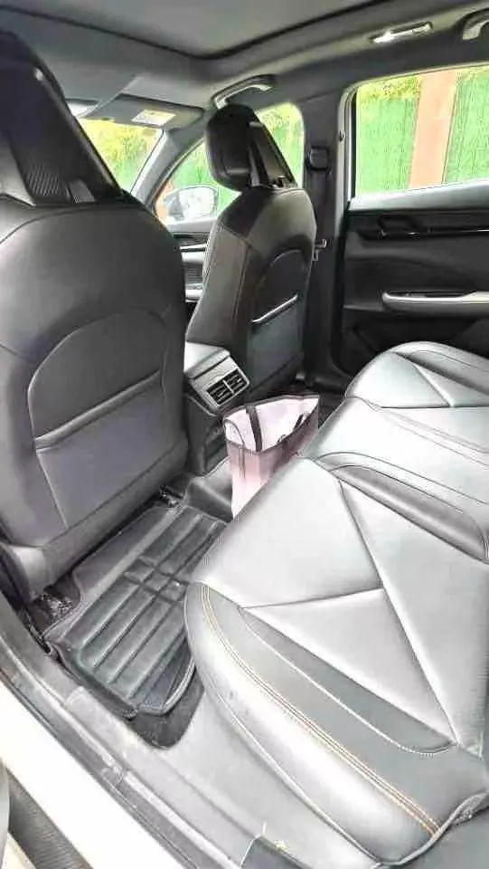 ChangAn 2022 UNI-V 1.5T honorable automatic gear 6