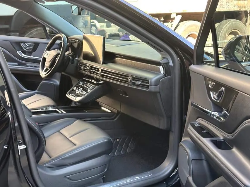 Lincoln 2022 adventurer 2.0T two-wheel drive exclusive edition (facelift) automatic gear 3