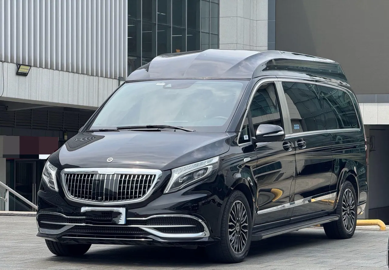 Mercedes Benz V 2022V 260 L 2.0T Premium Edition Automatic Gear - View 1