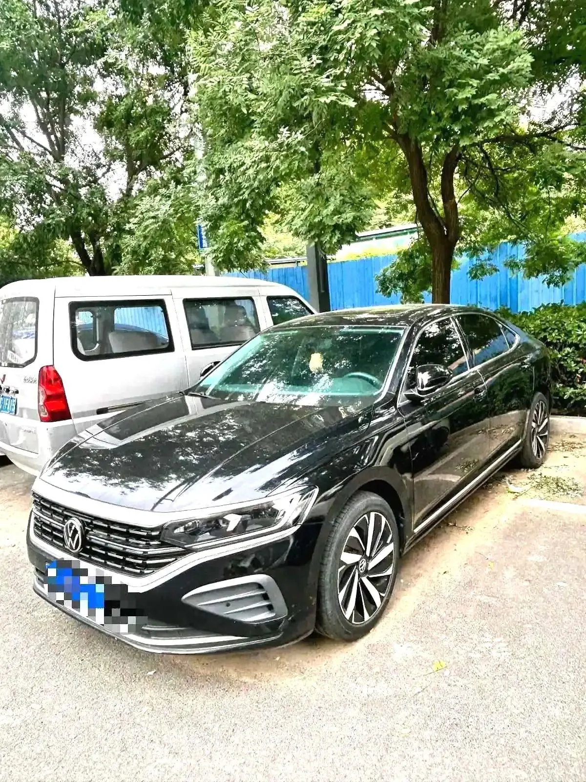 Volkswagen 2024 Passat 2.0TSI 380TSI Star Elite Edition Automatic - View 1