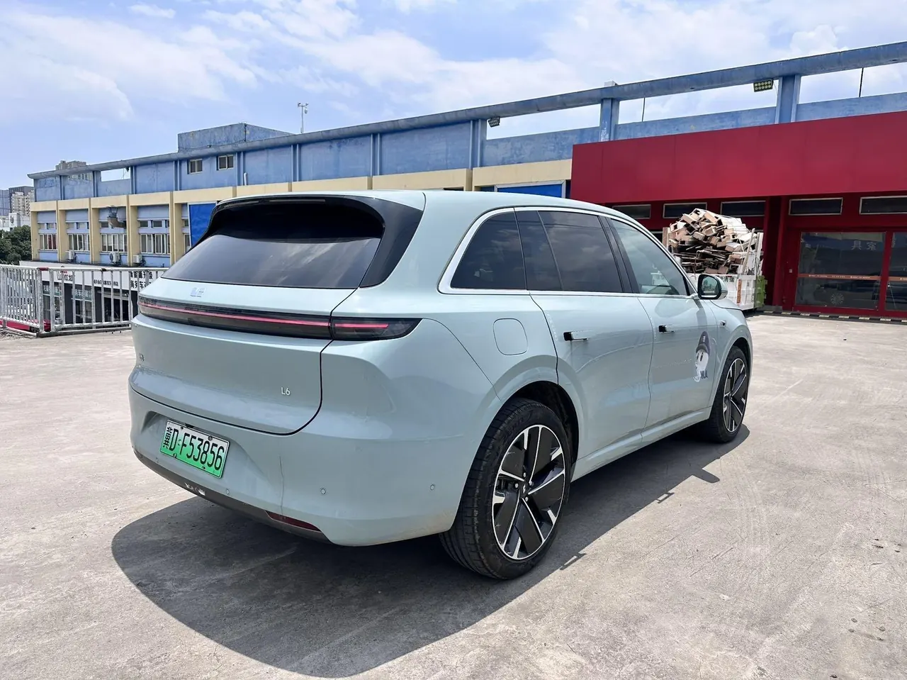 Li 2025 L6 Max Intelligent Rejuvenation New Edition Automatic Gear 4