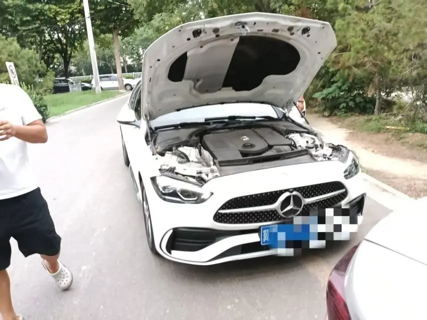 Mercedes Benz Class C 2023 C 200 L 48V 1.5T Sports Edition Automatic Gear 7