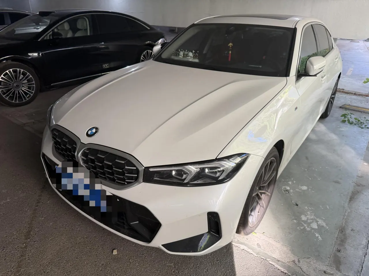 BMW 3 Series 2026 325Li 2.0T M Sports Suit Automatic Gear - View 1