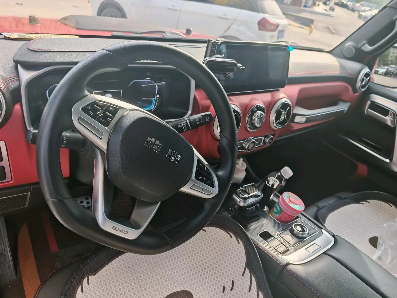 Beijing 2020 BJ40 2.0T 4-wheel drive city hunter version chivalrous automatic gear 3