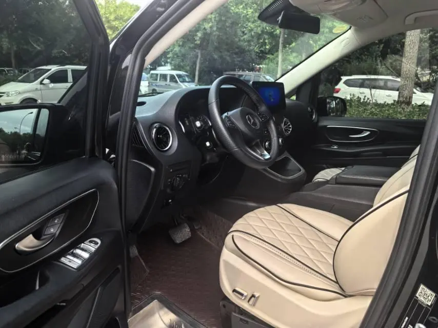 Mercedes Benz 2021 Vito 2.0T Business Edition 7-seat Automatic Gear 3