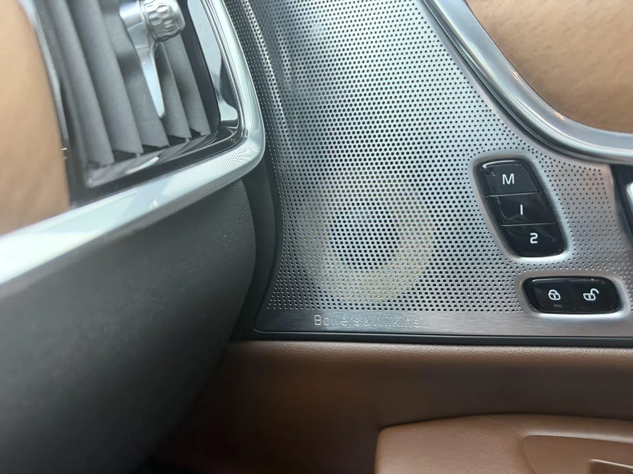 Volvo 2020 S90 2.0T T5 Zhiya Deluxe Edition Automatic Gear 7