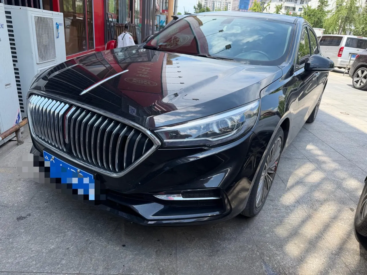 Open image lightbox: HongQi 2022 H5 1.5TD Flag Rhyme Edition Automatic Gear