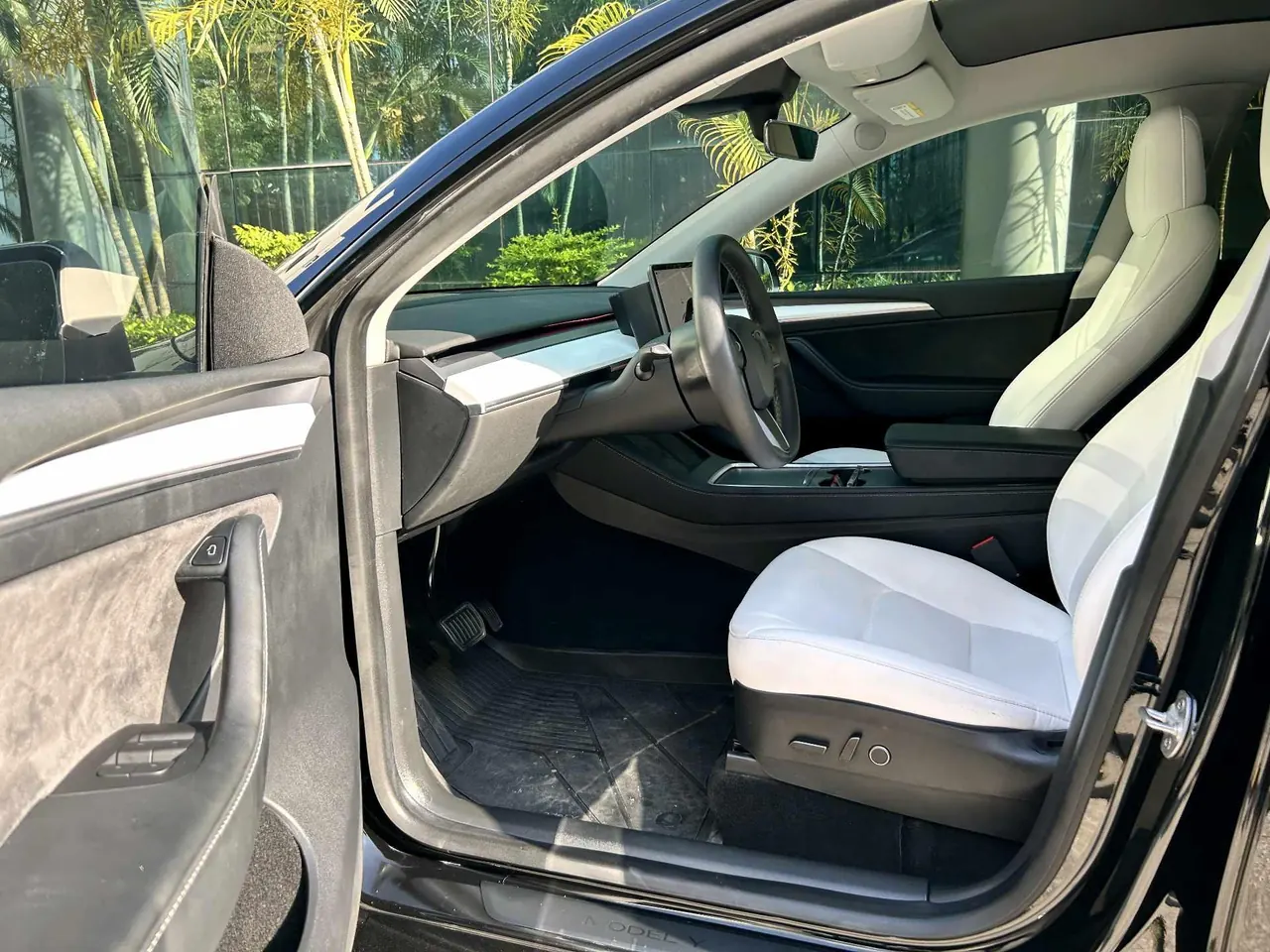 Tesla 2022 Model Y rear-wheel drive version automatic transmission 7