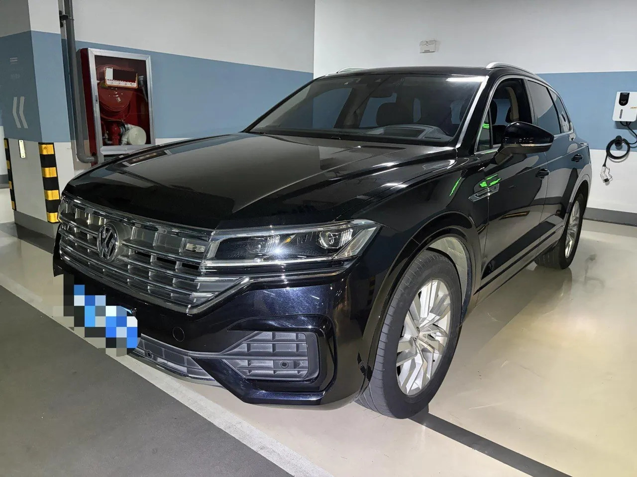 Volkswagen Touareg (Imported) 2020 Touareg 2.0TSI Sharp Edition Automatic Gear - View 1