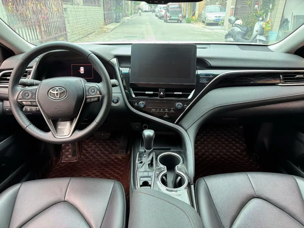 Toyota 2023 Camry 2.5G Deluxe Edition Automatic Gear 6