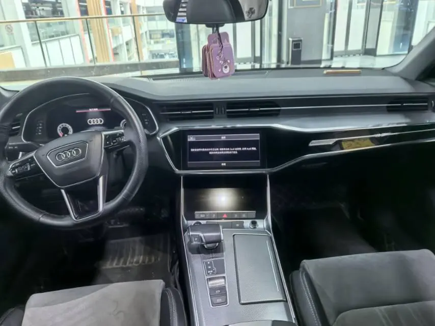 Audi 2020 A6L 2.0TFSI 40TFSI Deluxe Dynamic Automatic 7