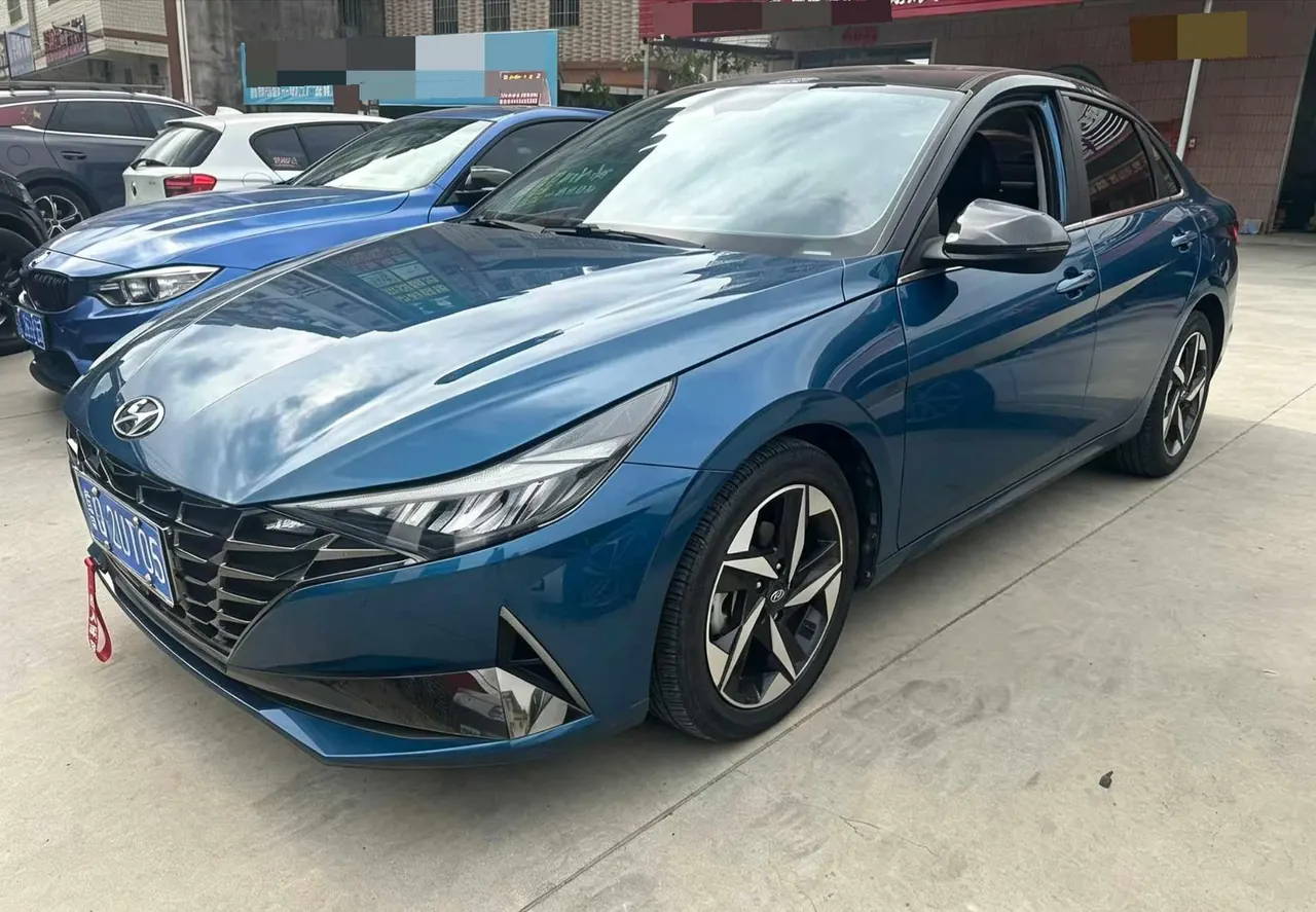 Hyundai 2021 Elantra -3-compartment 1.5 stepless LUX premium automatic gear - View 1