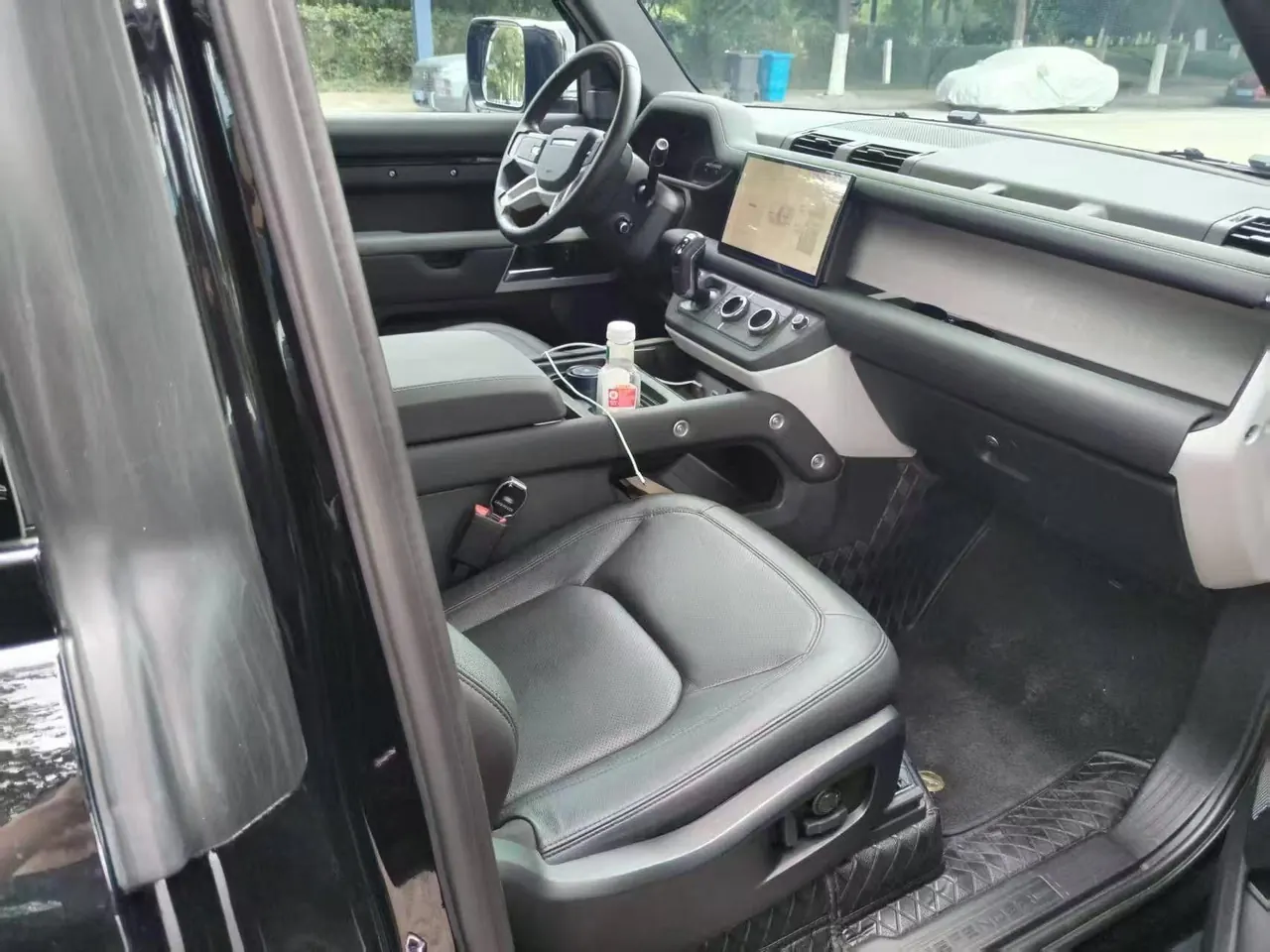 Land Rover Guard (Imported) 2024 Guard 90 2.0T P300 S Automatic Gear 3