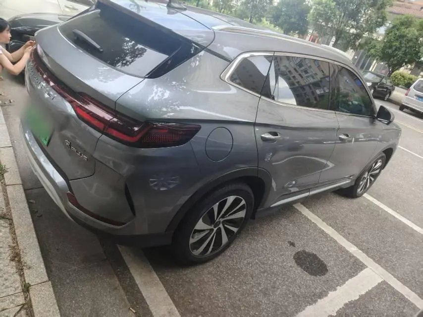 BYD Song PLUS New Energy 2024 Song PLUS EV Glory Edition 520km Pilot Automatic Gear 4