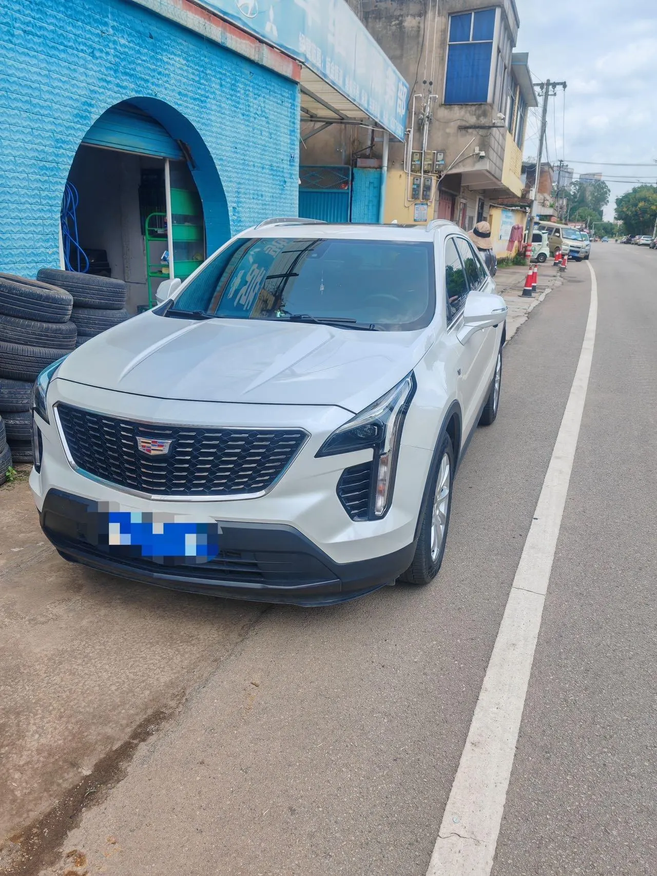 Открыть галерею: Cadillac 2020 XT4 2.0T 28T Two-Drive Technical Automatic Gear