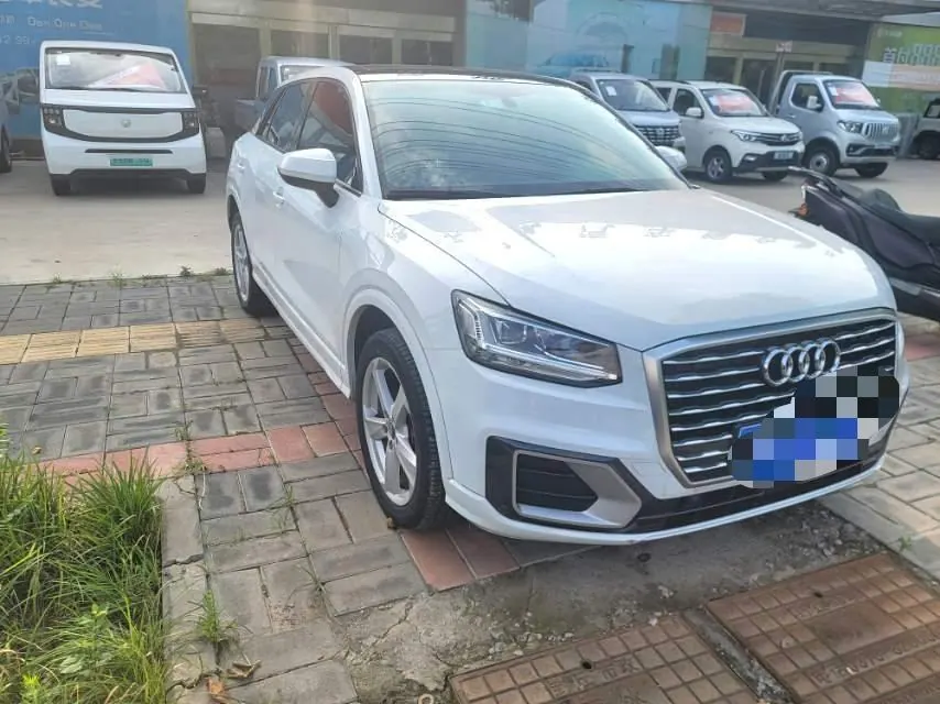 Audi 2020 Q2L 1.4TFSI 35TFSI Fashion Elegant Automatic 3