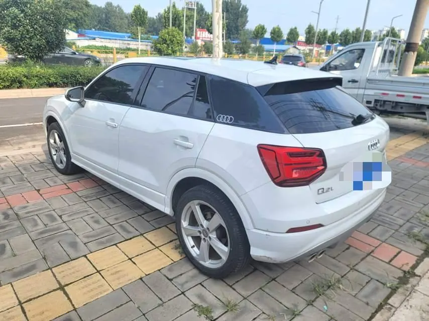 Audi 2020 Q2L 1.4TFSI 35TFSI Fashion Elegant Automatic 5