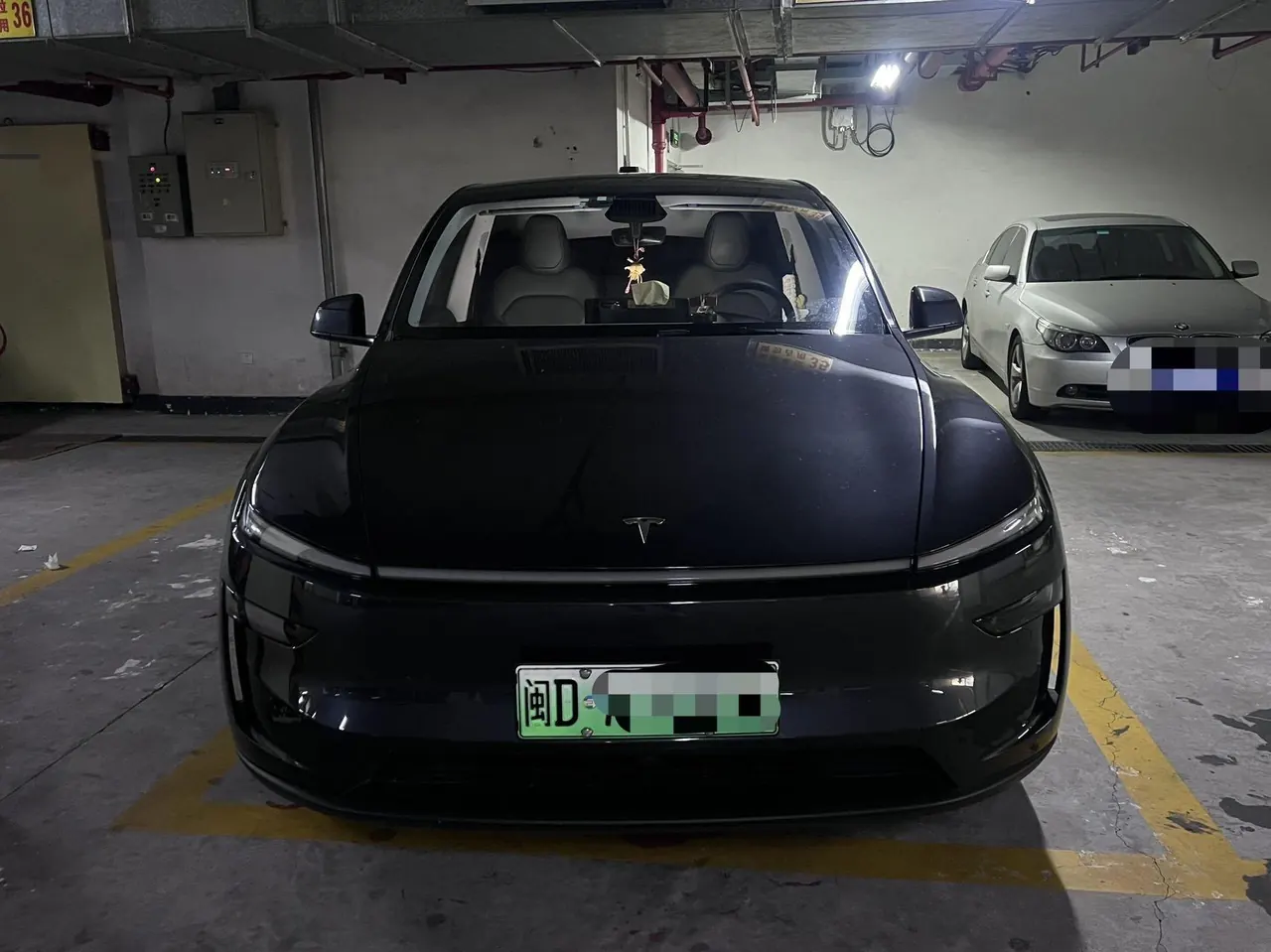 Tesla 2025 Model Y long endurance all-wheel drive version (modified) automatic gear 2