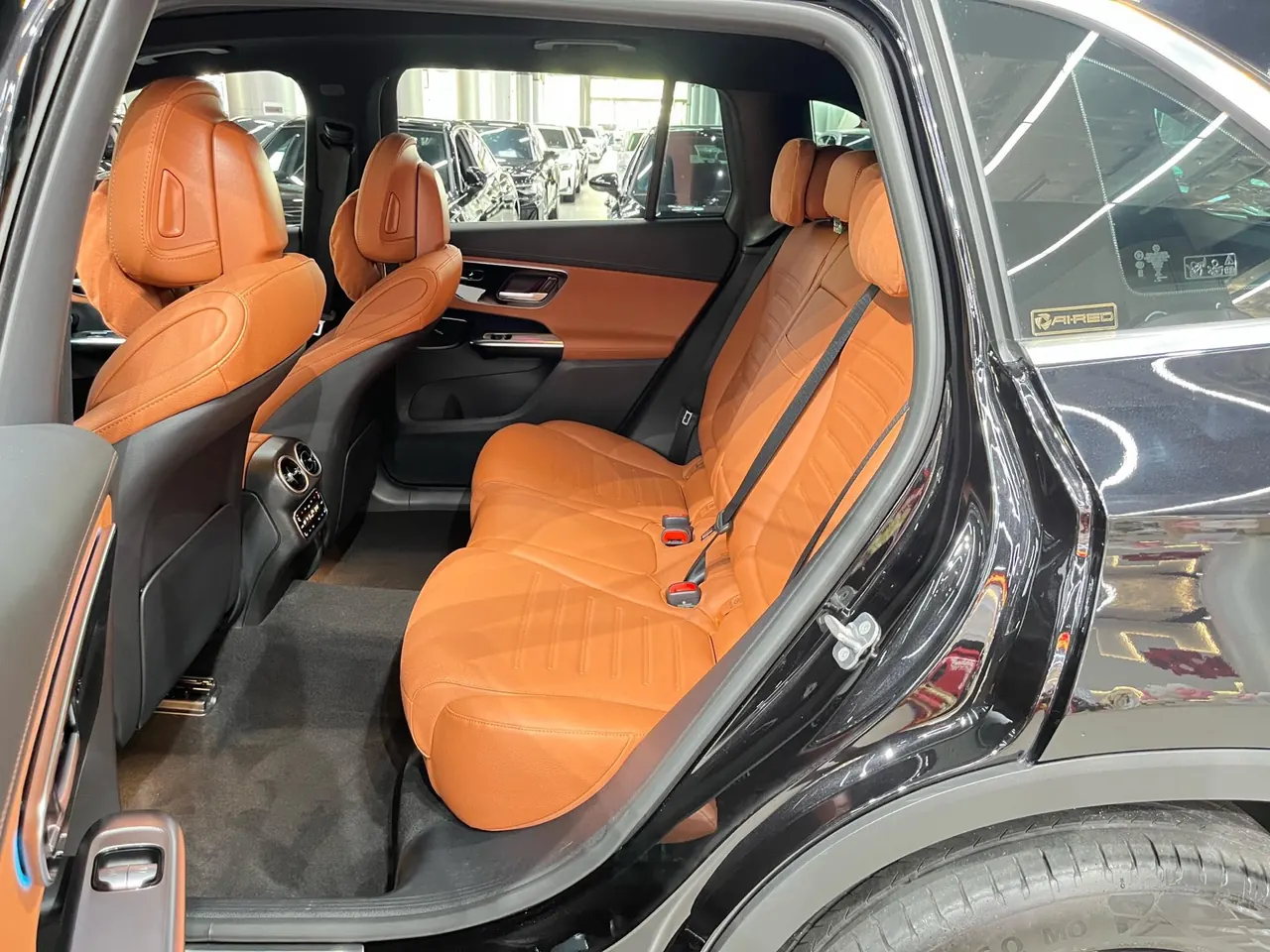 Mercedes Benz 2024 GLC 260 L 4MATIC 48V 2.0T Dynamic 5-seat Automatic Gear 6