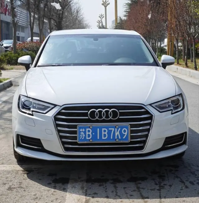 Audi 2020 A3 Sportback 1.4TFSI 35TFSI aggressive automatic gear 2