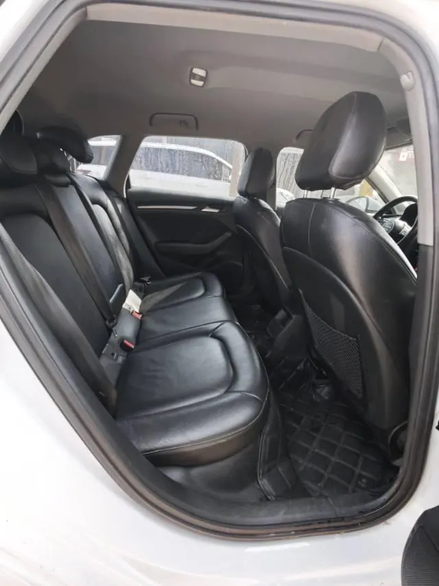 Audi 2020 A3 Sportback 1.4TFSI 35TFSI aggressive automatic gear 6