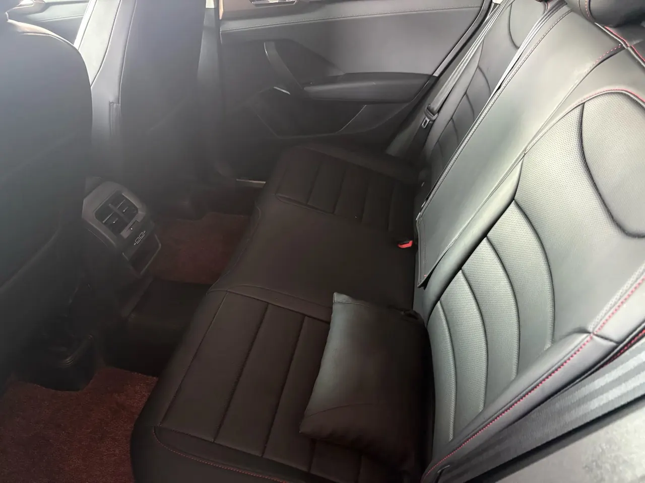 Volkswagen 2020 Tuyue 2.0TSI 330TSI Four-wheel Drive Deluxe Automatic Gear 5