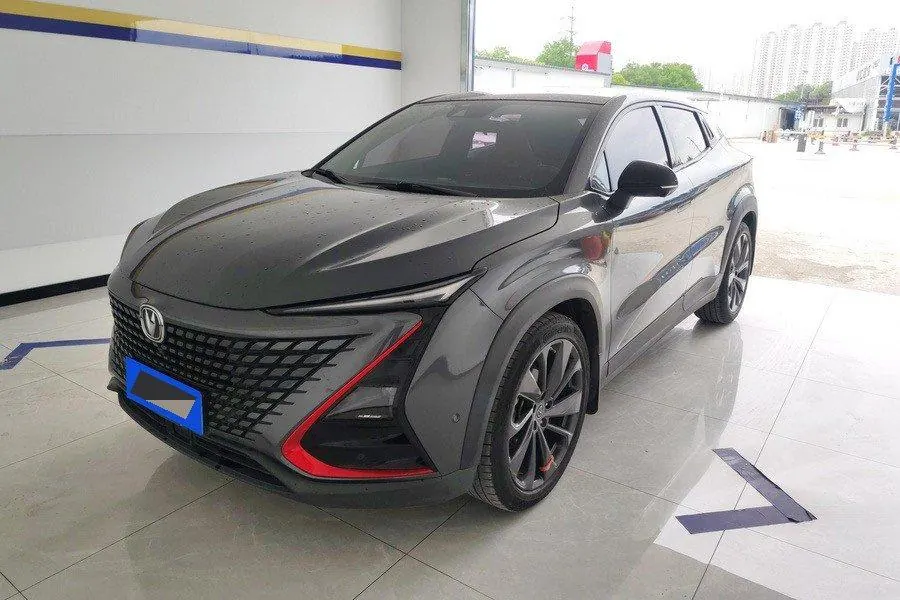 Open image lightbox: ChangAn 2020 UNI-T 1.5T Flagship Automatic Gear
