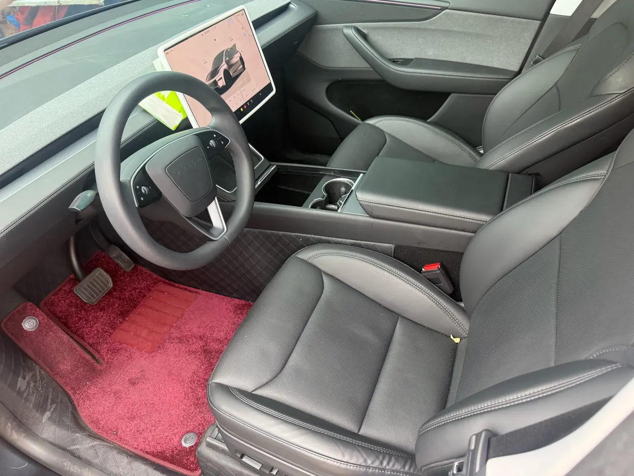 Tesla 2025 Model Y rear-wheel drive version automatic transmission 2