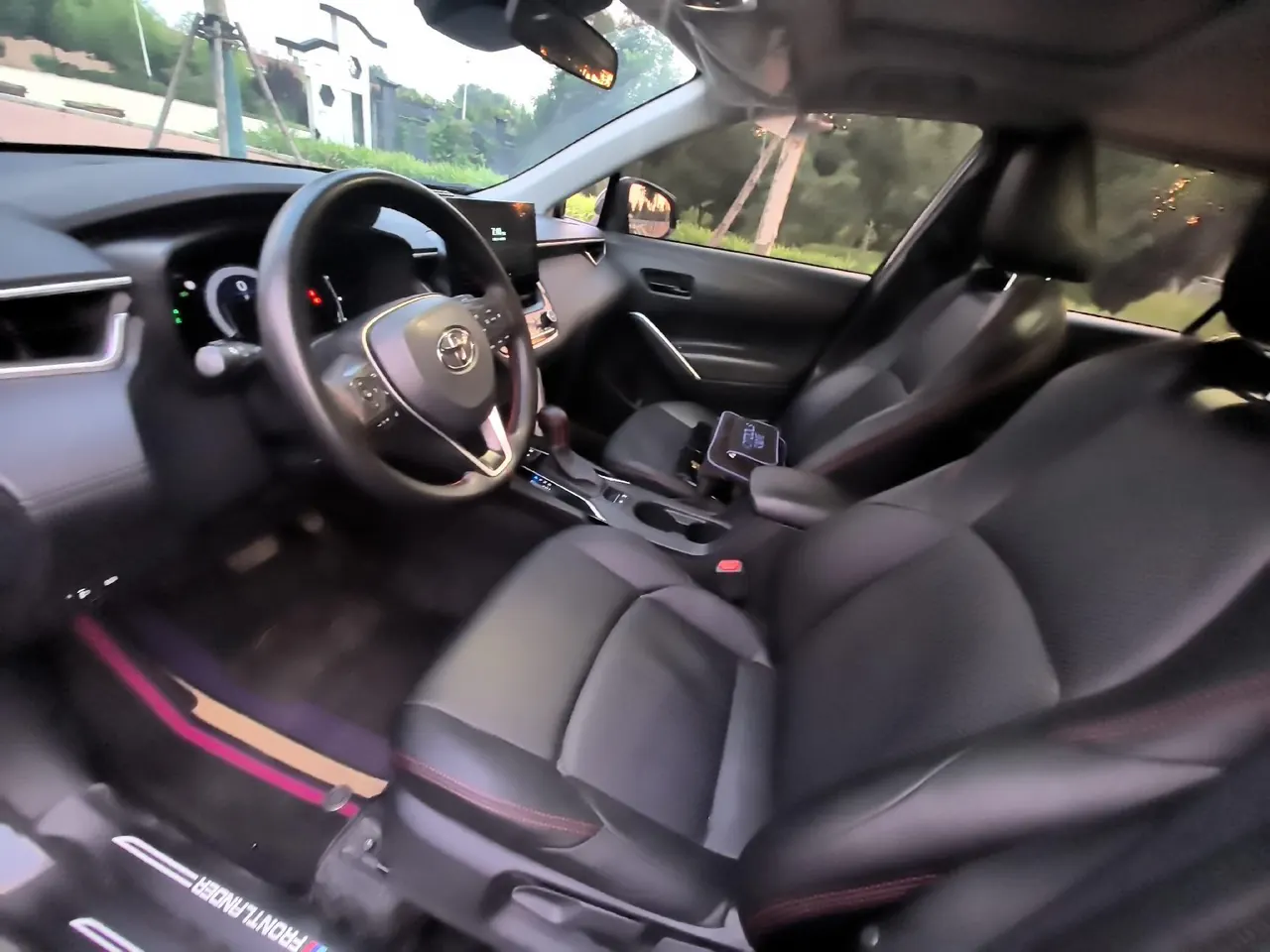Toyota 2024 Fenglanda Shuangqing 2.0 Stepless Intelligent Electric Hybrid Leading Edition Automatic Gear 4