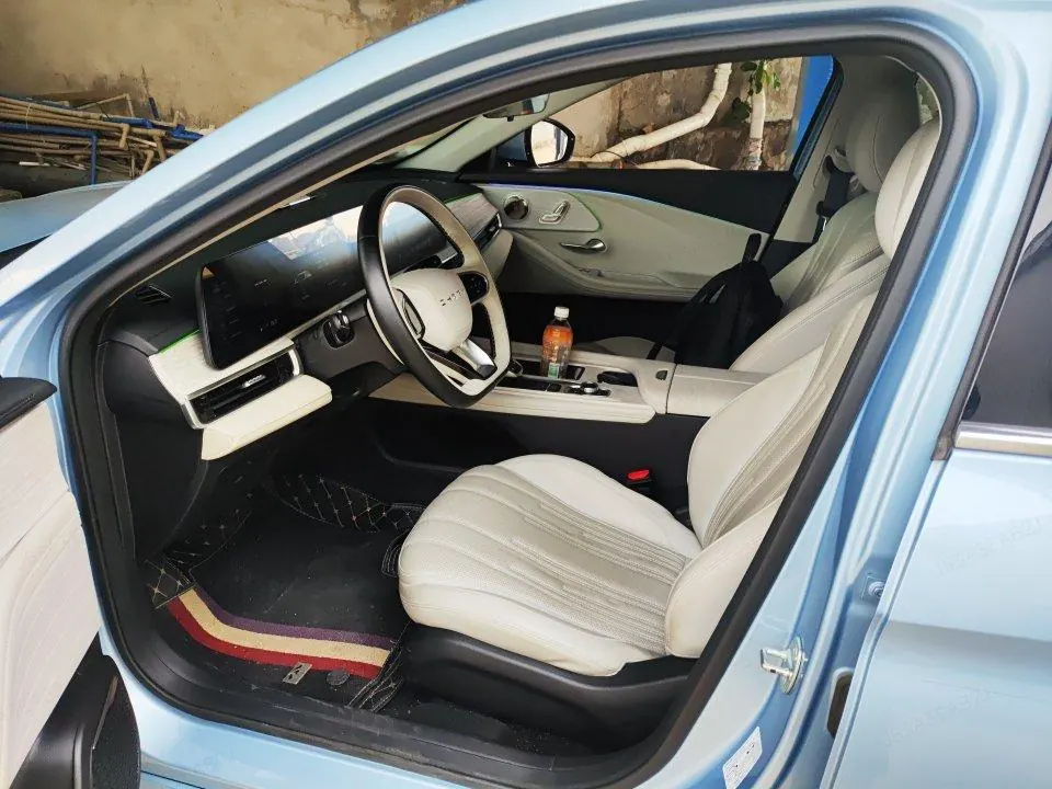 Chery 2024 Fengyun A8 1.5T 127 Yuanhang Deluxe Automatic Gear 5