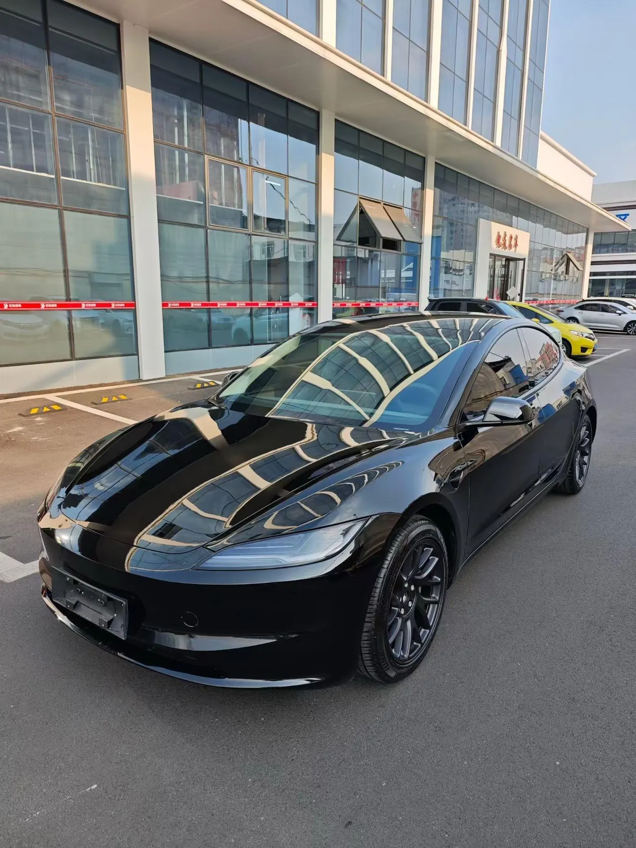 Open image lightbox: Tesla 2025 Model 3 Rear-Wheel-Drive Edition (facelift) Automatic Transmission