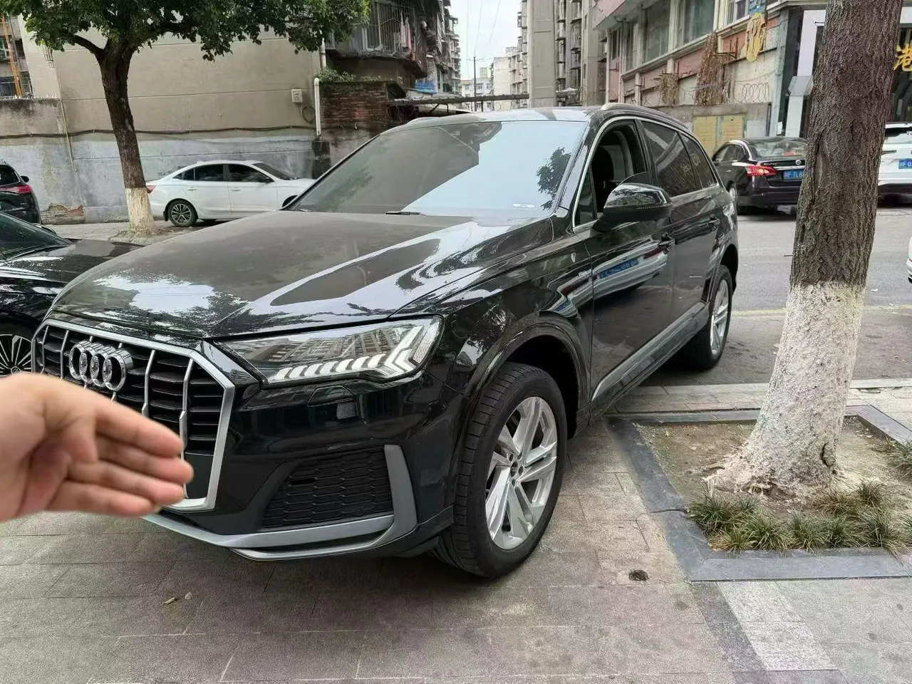 Open image lightbox: Audi Q7 (Imported) 2023 Q7 2.0TFSI 45TFSI Quattro S line Sports Automatic