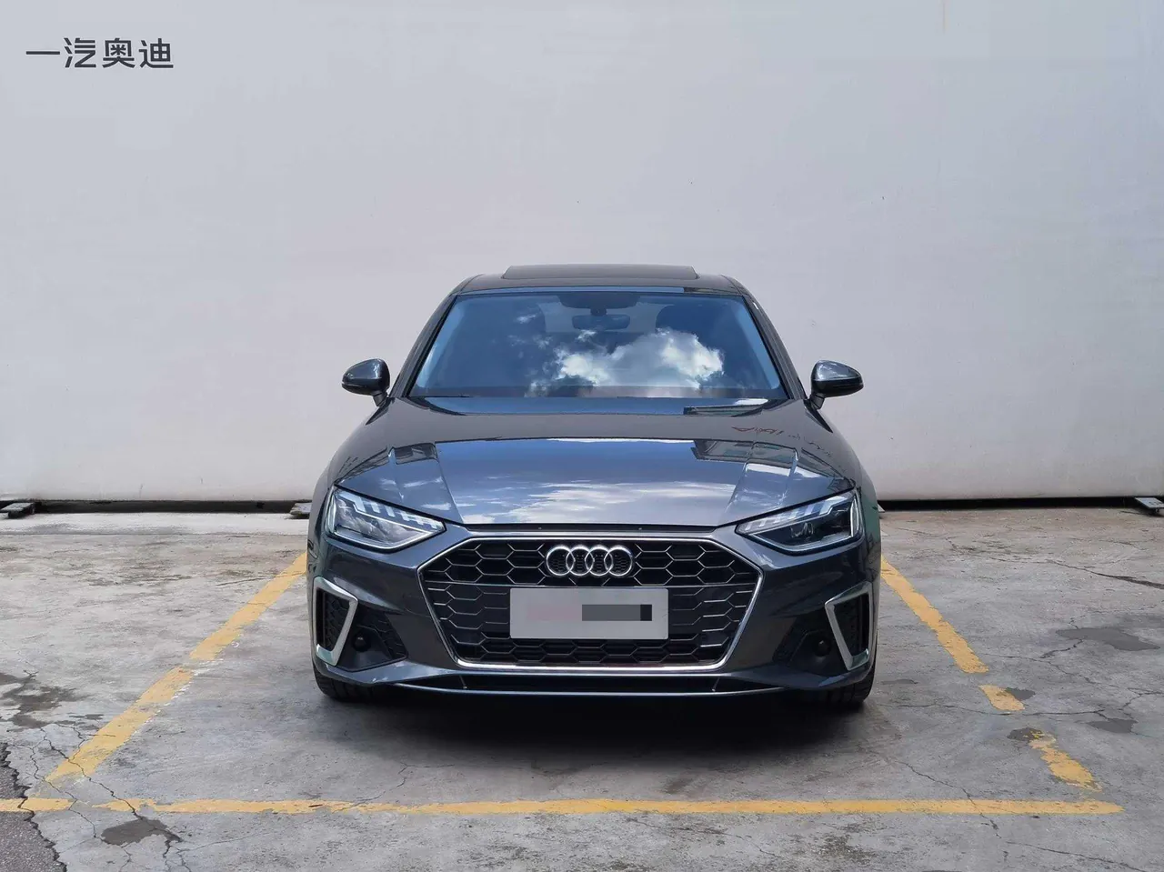 Audi 2020 A4L 2.0TFSI 40TFSI Fashion Dynamic Automatic 2