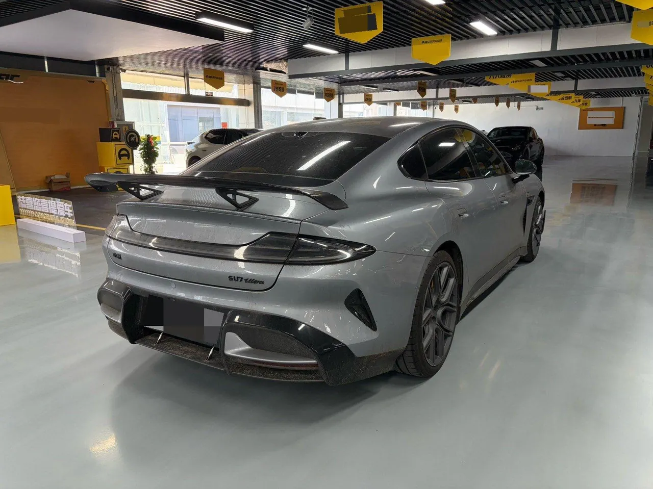 MI 2025 SU7 Ultra Ultra Automatic 8